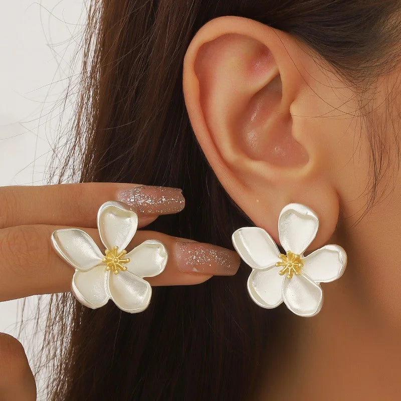 Flower Retro Earrings